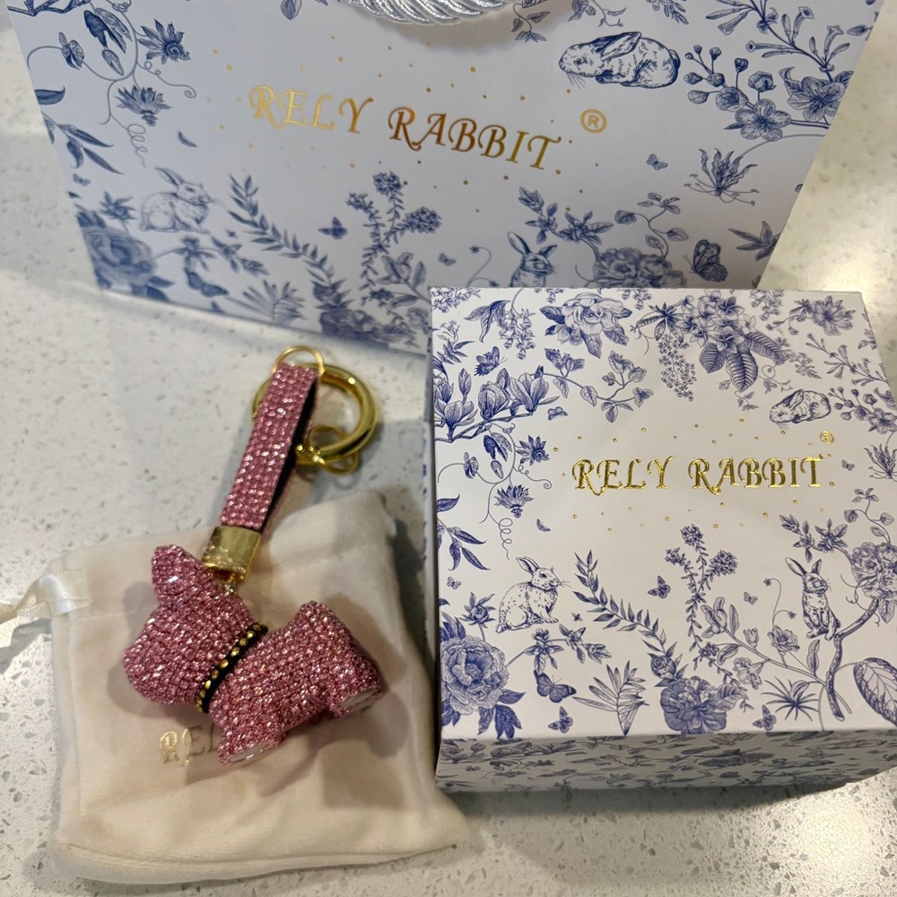 Rely rabbit shine keychain - Picture 4 of 16